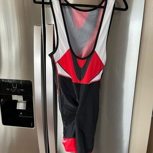 Men’s FDX biking bibs size XL red,white,black like new!